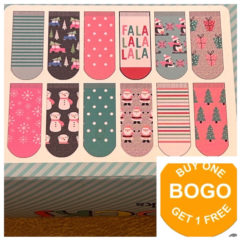 12 pairs of Ladies’ No Show Socks Christmas/winter themed 
Shoe Size 4-10 NWT